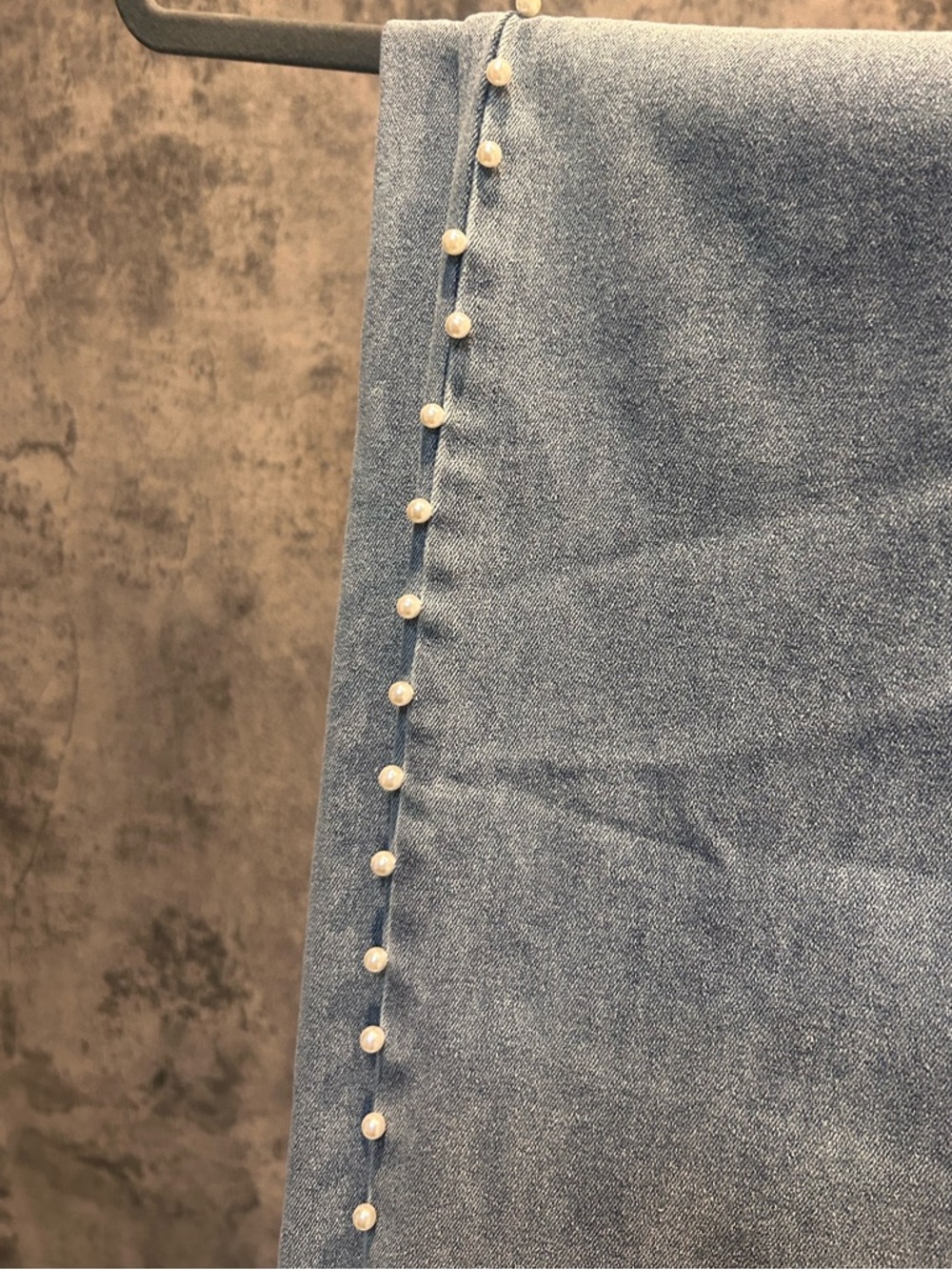 Entro Pearl Detail Cropped Wide Leg Jeans Size Small NWT Boutique Denim - Picture 6 of 6